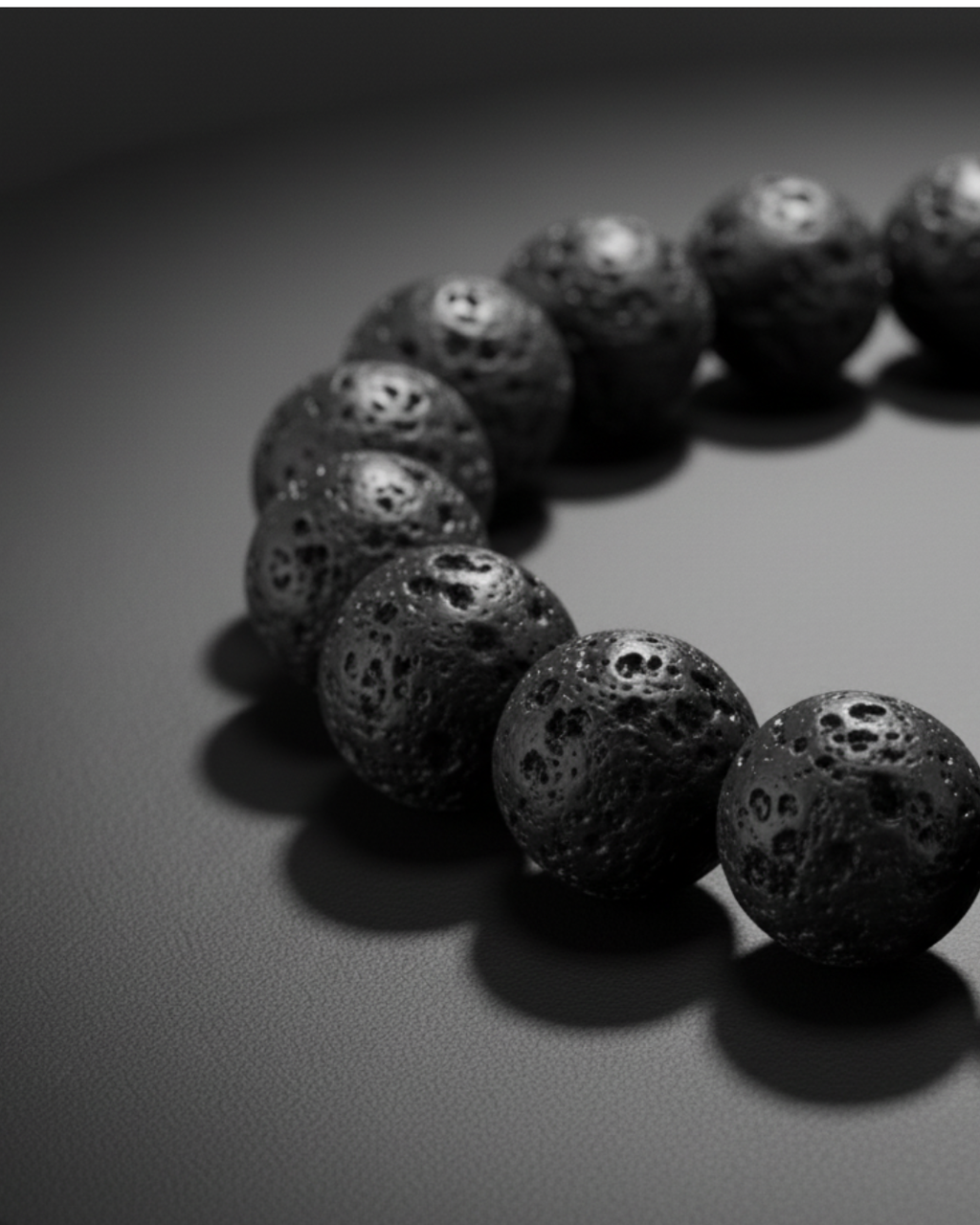 Pulsera Essencial - Piedra Volcánica